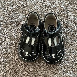 Patent toddler Girl Mary Janes with bunny face